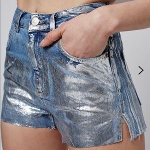 Coachella perfect- Topshop Moto Metallic Mom Shorts